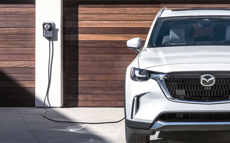 Exterior of 2024 Mazda CX-90